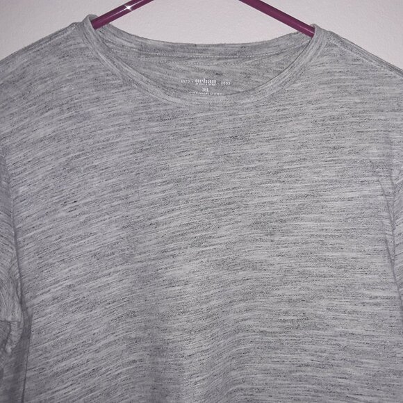 Urban Pipeline boys XL gray/white "The Awesomely Soft Ultimate Tee" - Picture 2 of 4